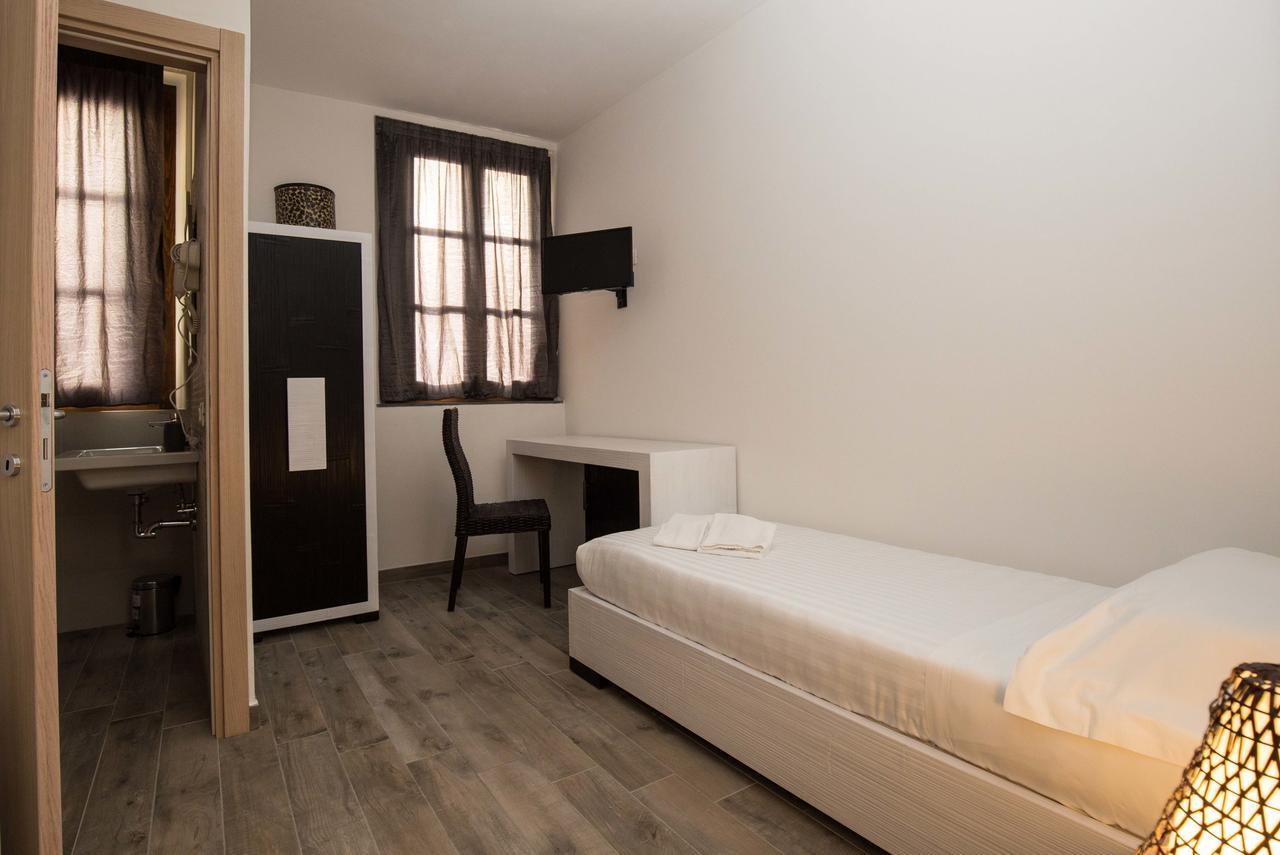 Hotel Villa Bartolini 卡莱扎诺 外观 照片